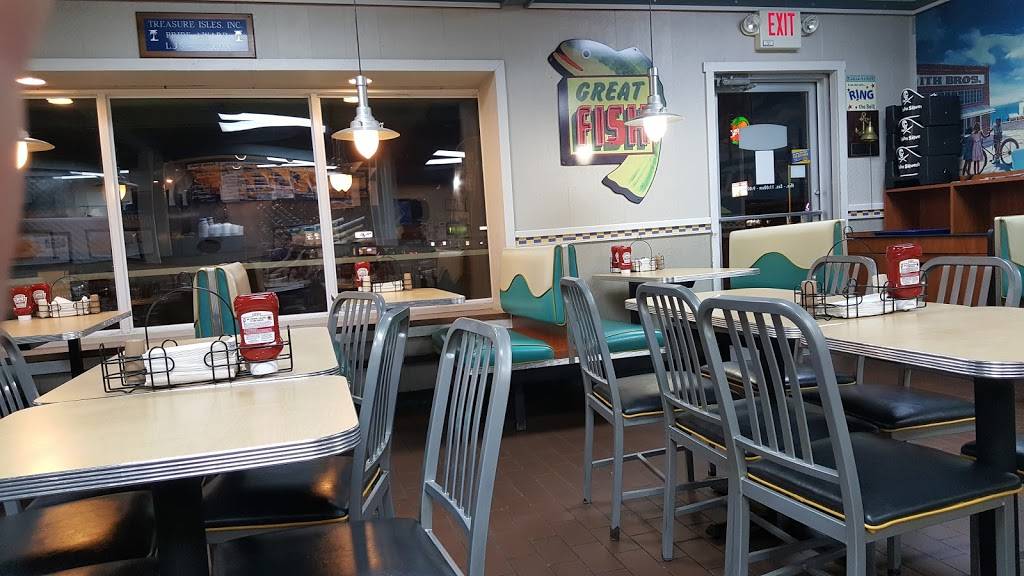 Long John Silvers | restaurant | 1118 N Carbon St, Marion, IL 62959, USA | 6189972261 OR +1 618-997-2261