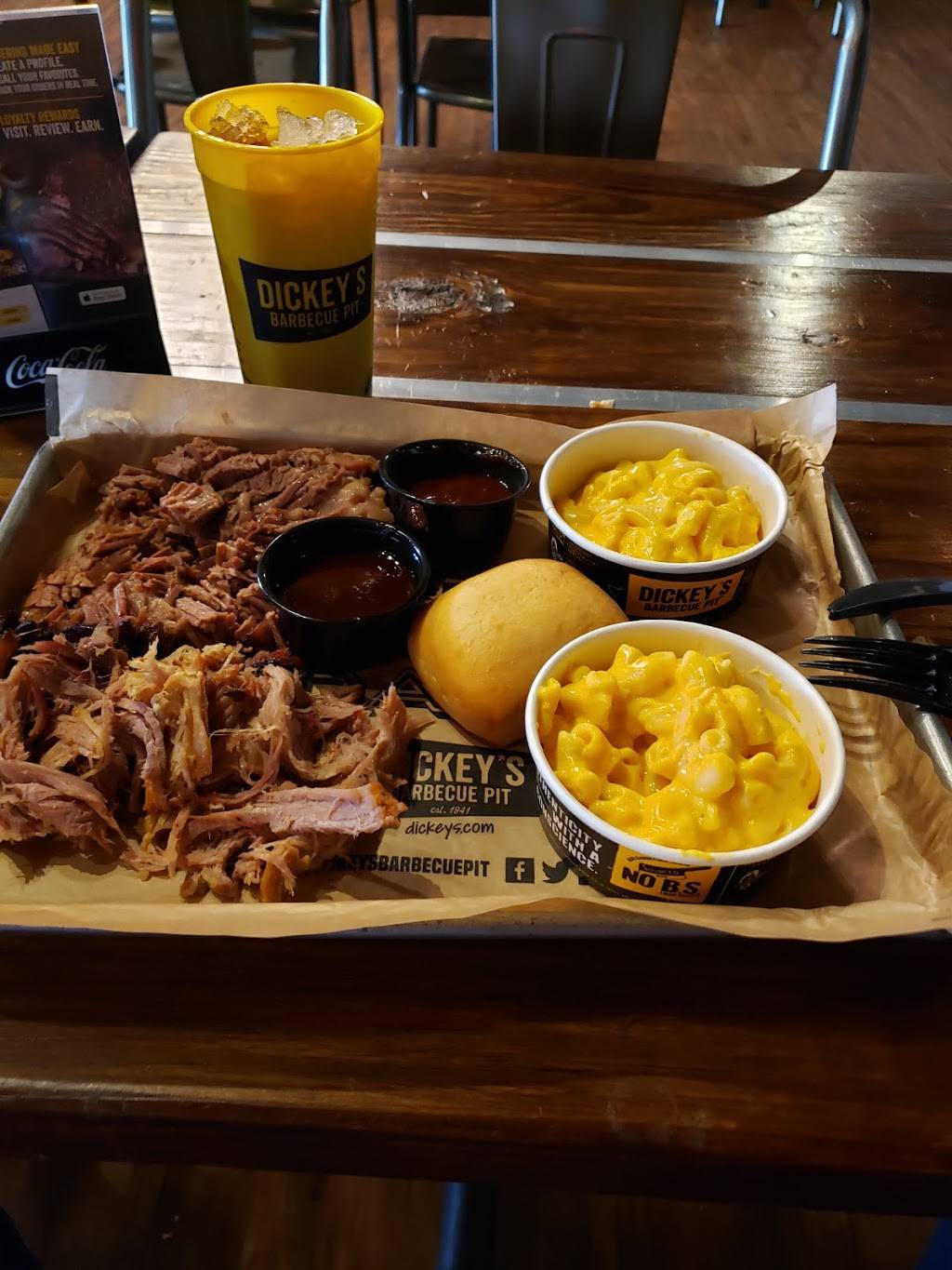 Dickeys Barbecue Pit Restaurant 4722 E Cactus Rd Phoenix Az 85032 Usa