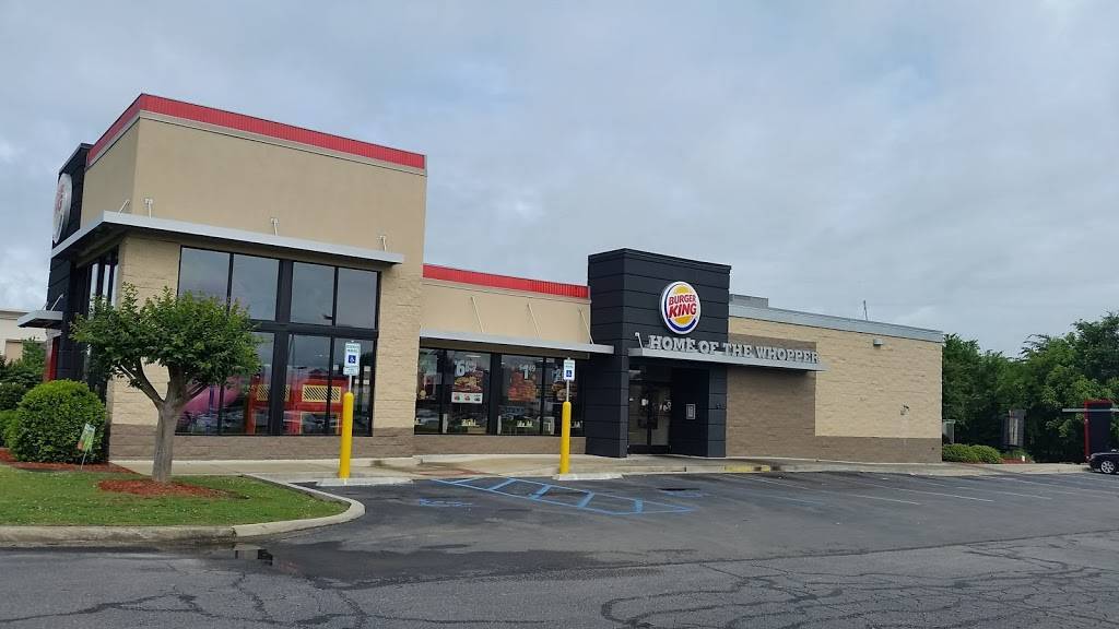 Burger King - Restaurant | 1701 Fulton Rd, Fultondale, AL 35068, USA