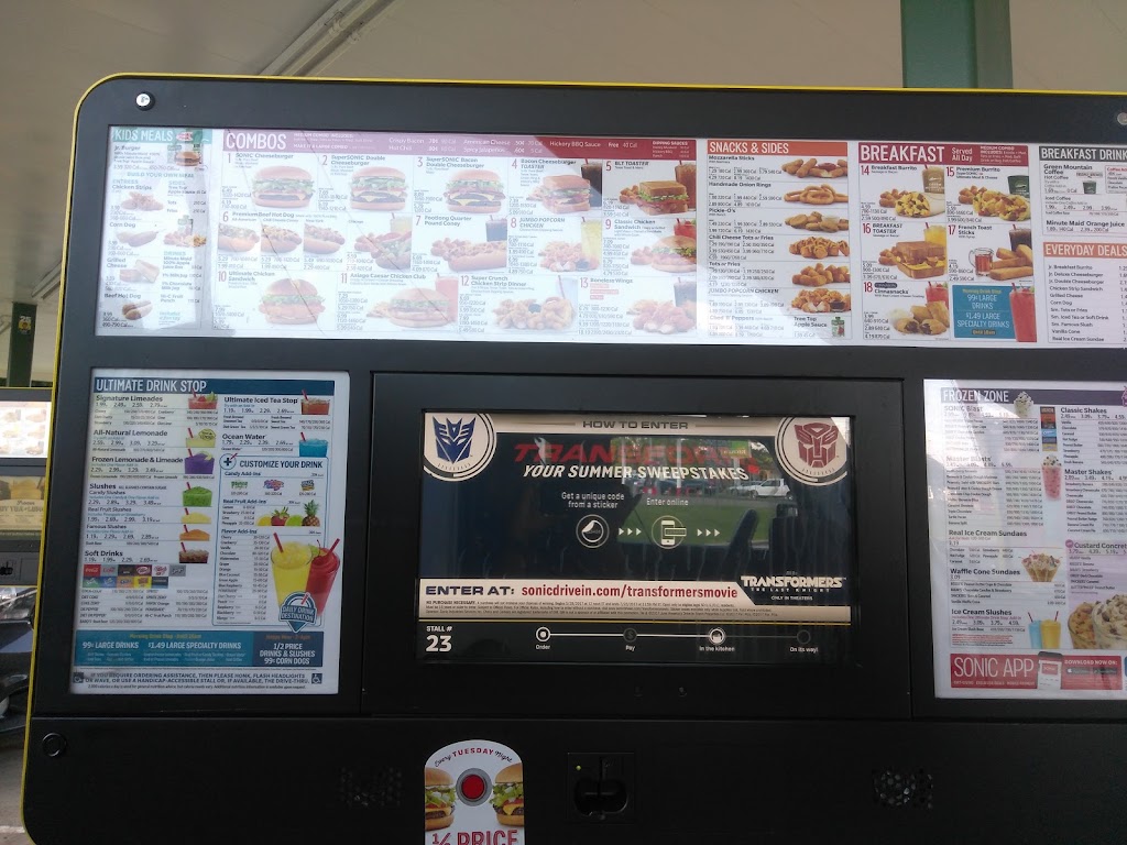Sonic Drive-In | restaurant | 2407 N Broad St, Selma, AL 36701, USA | 3348752594 OR +1 334-875-2594