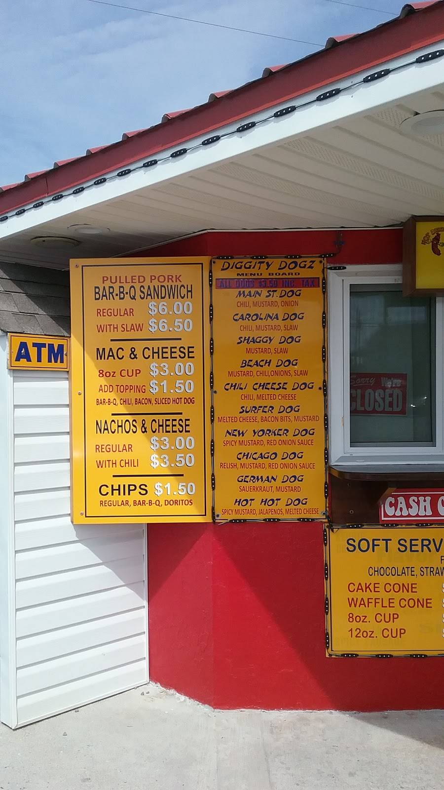 HOT DIGGITY DOGZ | meal takeaway | 103 S Shore Dr, Surf City, NC 28445, USA | 2529435383 OR +1 252-943-5383