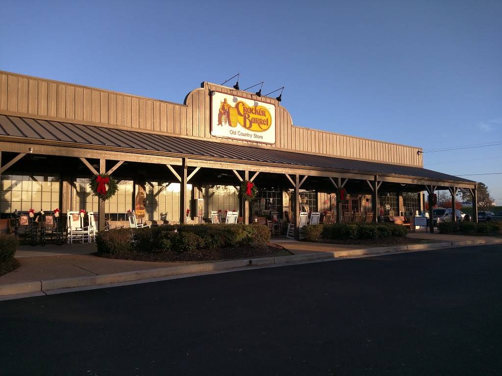 Cracker Barrel Old Country Store - Restaurant | 101 Lect Dr, Perry, GA