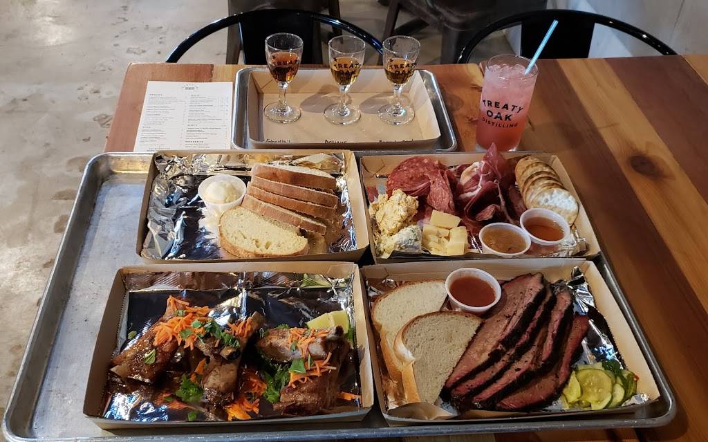 Alices Restaurant at Treaty Oak Distilling | restaurant | 16604 Fitzhugh Rd, Dripping Springs, TX 78620, USA | 5125990335 OR +1 512-599-0335