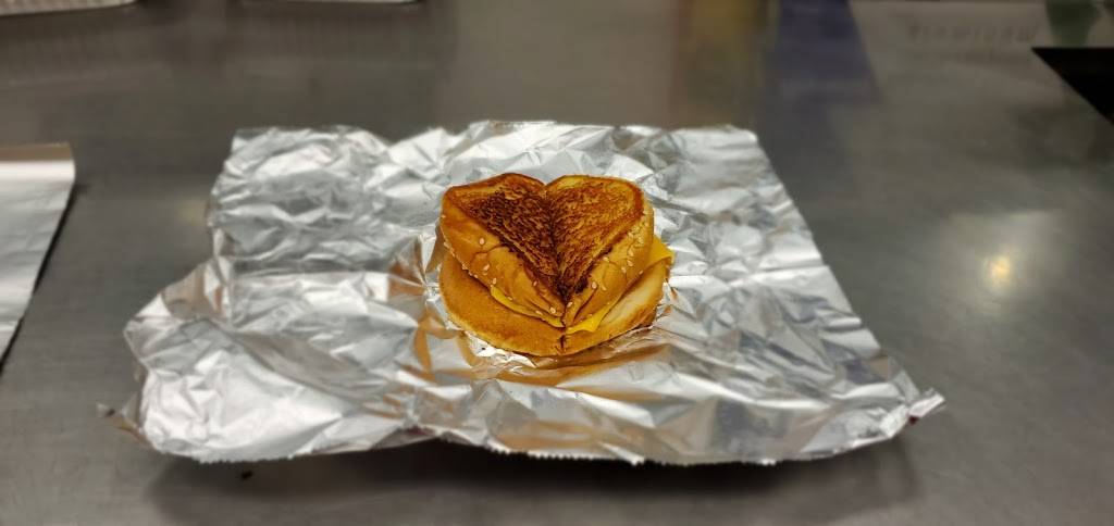 Five Guys | meal takeaway | 2255 Michigan Ave, Arnold, MO 63010, USA | 6362876417 OR +1 636-287-6417