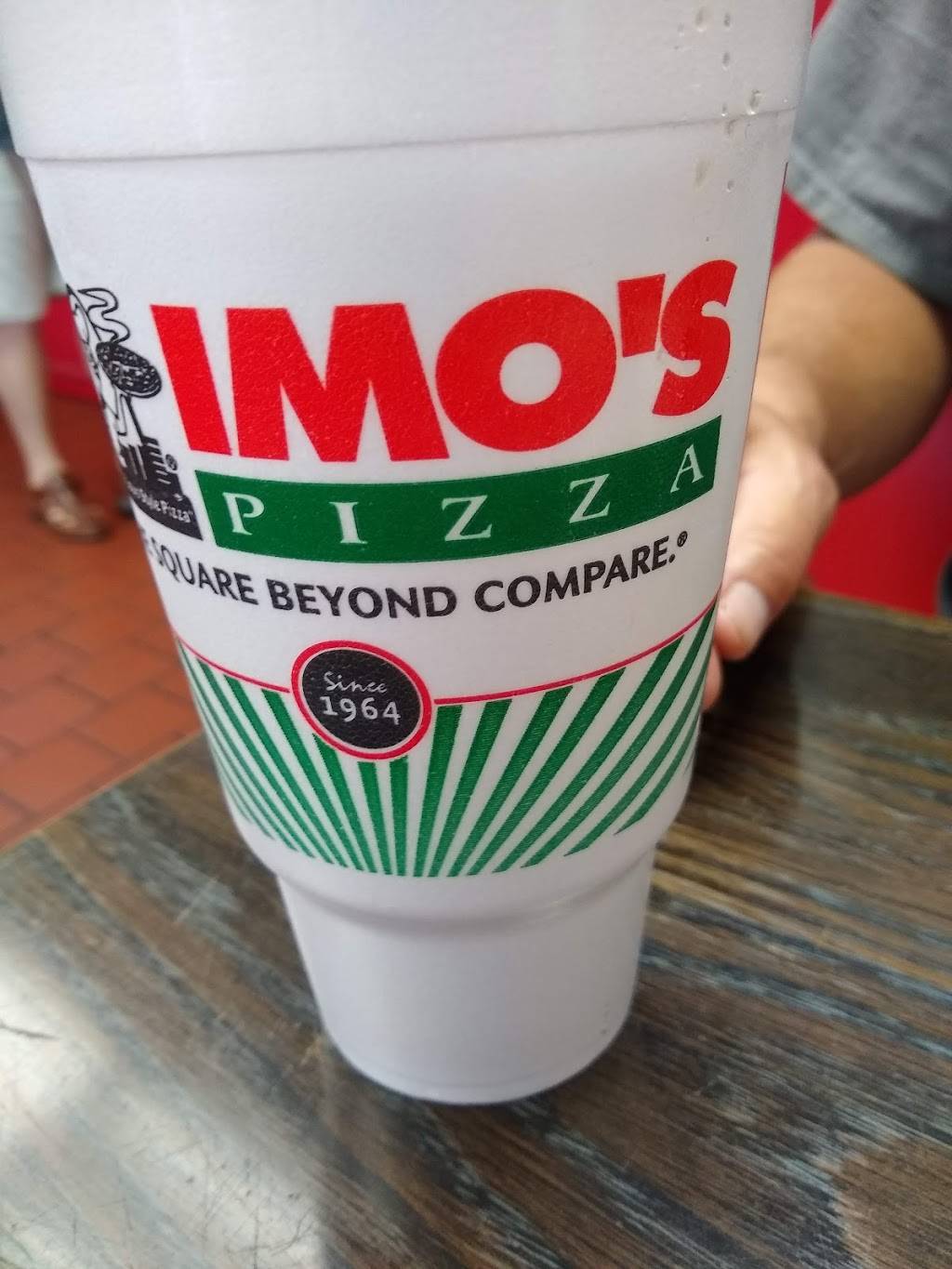 Imos Pizza | meal delivery | 2916 Gravois Ave, St. Louis, MO 63118, USA | 3148652127 OR +1 314-865-2127