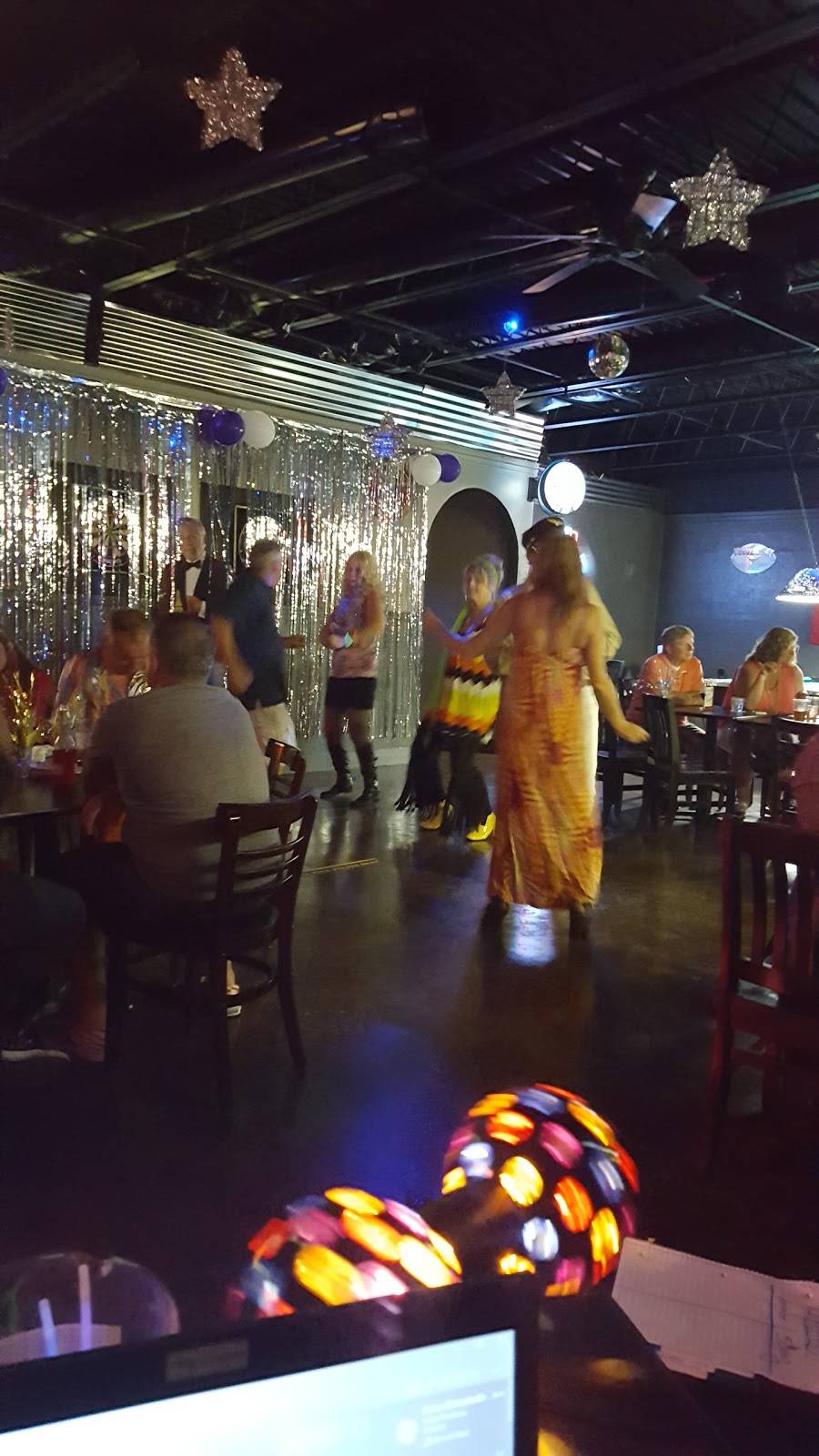 The Backstreet Bar & Grill | restaurant | 104 Navajo Dr, Keller, TX 76248, USA | 8173377917 OR +1 817-337-7917