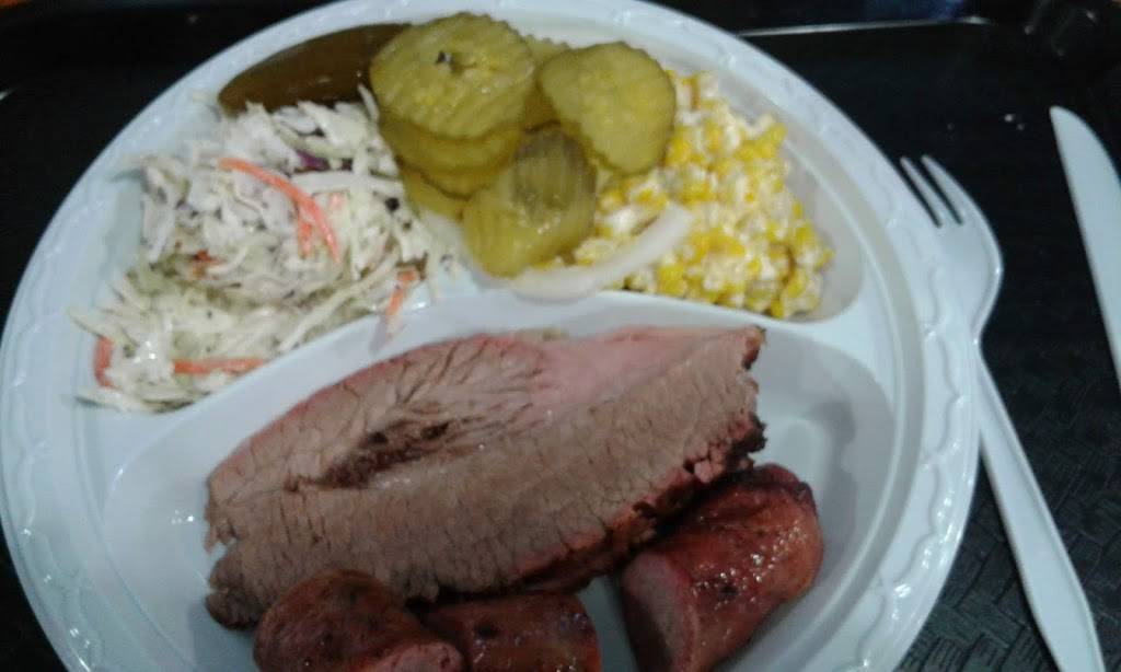 Partners BBQ | restaurant | 204 TX-123, Karnes City, TX 78118, USA | 8307805121 OR +1 830-780-5121