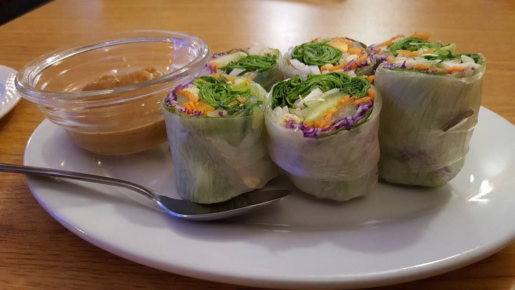 Yummy Thai Restaurant | restaurant | 2823 E State Blvd, Fort Wayne, IN 46805, USA | 2602209166 OR +1 260-220-9166