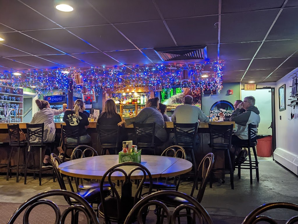 Caesers Pub & Grill | restaurant | 663 Main St, Calais, ME 04619, USA | 2074547111 OR +1 207-454-7111