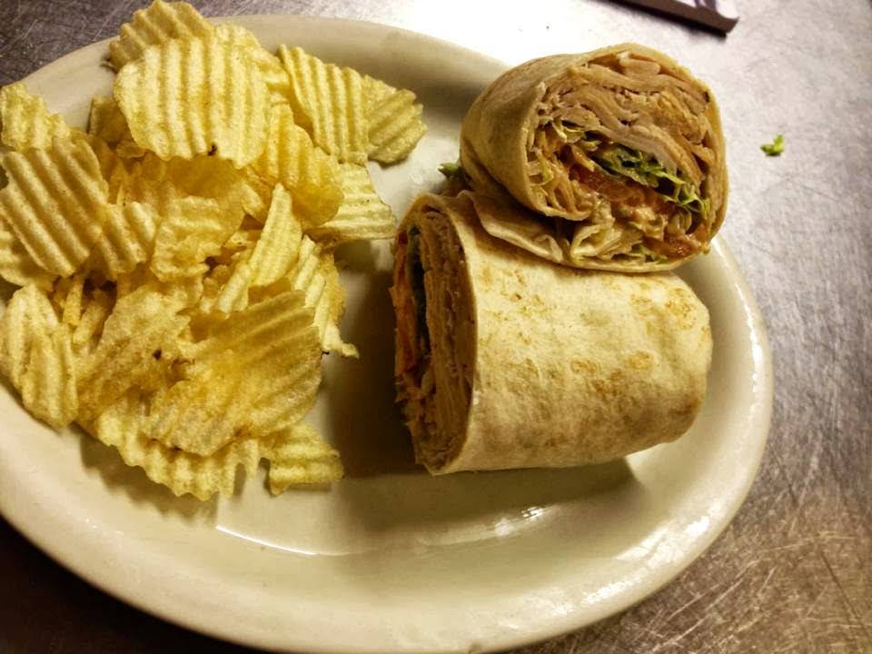 Dominicks Pizza Restaurant | restaurant | 5780 Easton Rd, Doylestown, PA 18902, USA | 2157660210 OR +1 215-766-0210