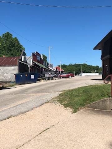 Palasotas Place | restaurant | 13081 US-54, Macks Creek, MO 65786, USA | 5733639937 OR +1 573-363-9937