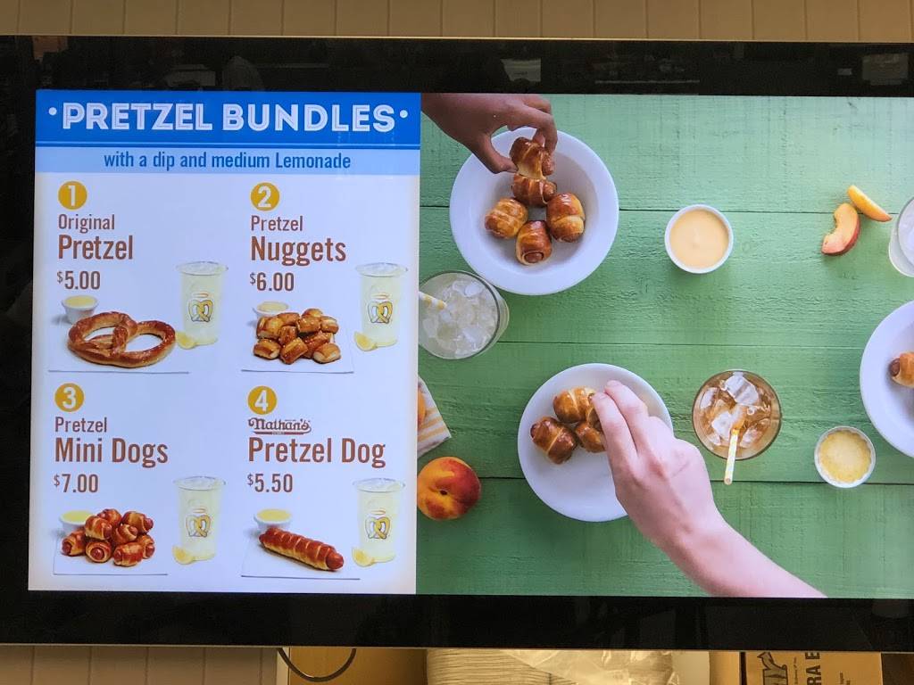 Auntie Annes | cafe | 100 E Street Rd, Warminster, PA 18974, USA | 2156726000 OR +1 215-672-6000