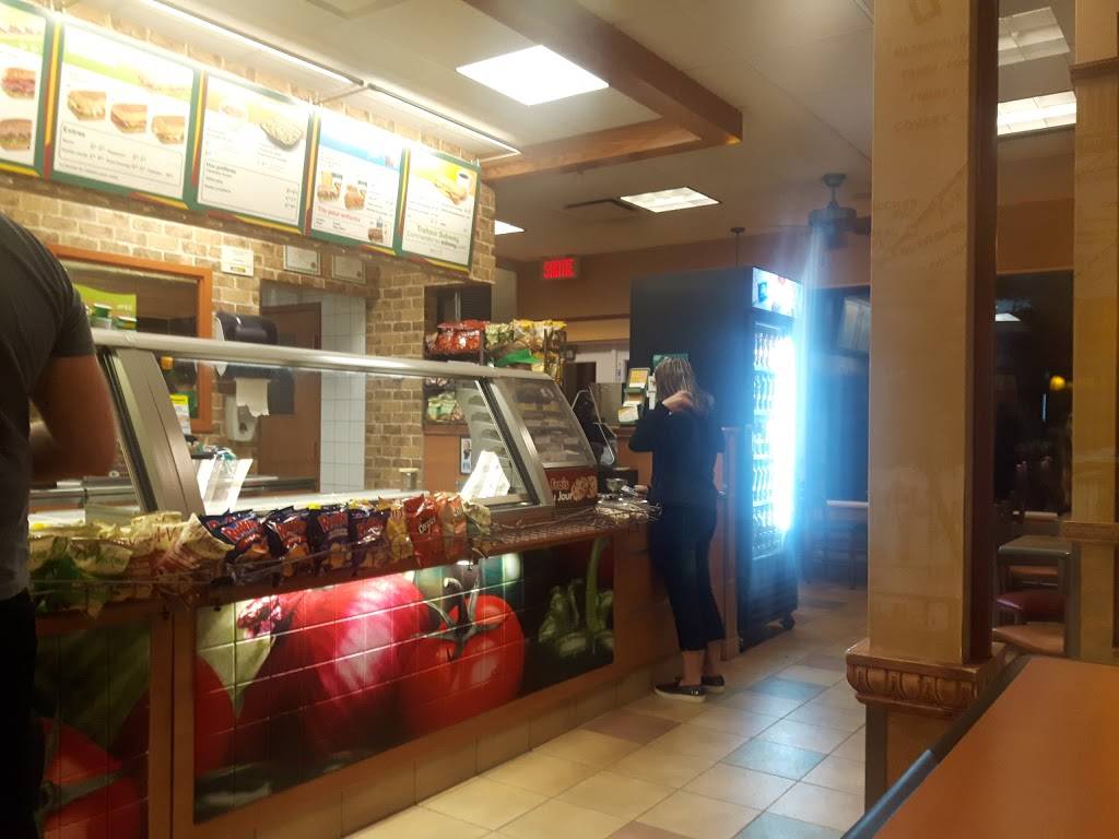 Subway | restaurant | 4635 Route de Fossambault, Sainte-Catherine-de-la-Jacques-Cartier, QC G0A 3M0, Canada | 4188752296 OR +1 418-875-2296