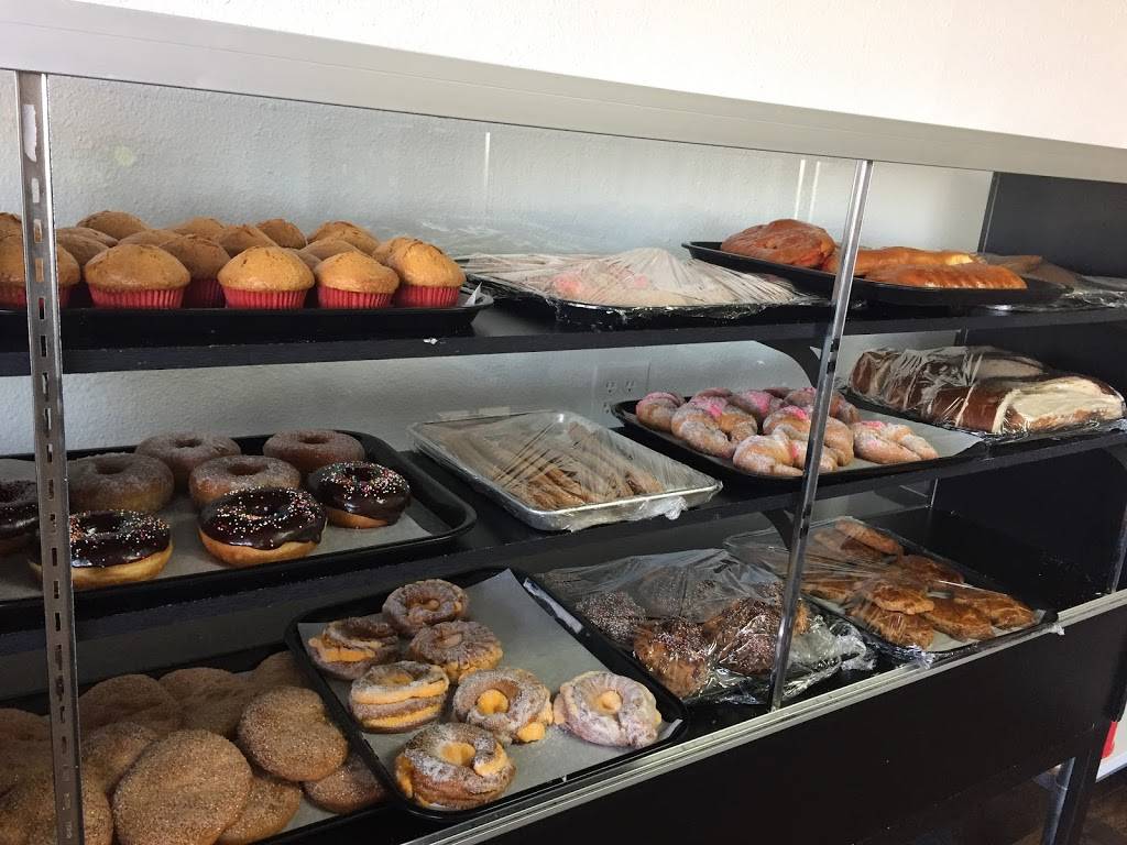 Daniels Bakery - Panaderia Daniel | bakery | 1394 US-287, Broomfield, CO 80020, USA | 7203797920 OR +1 720-379-7920