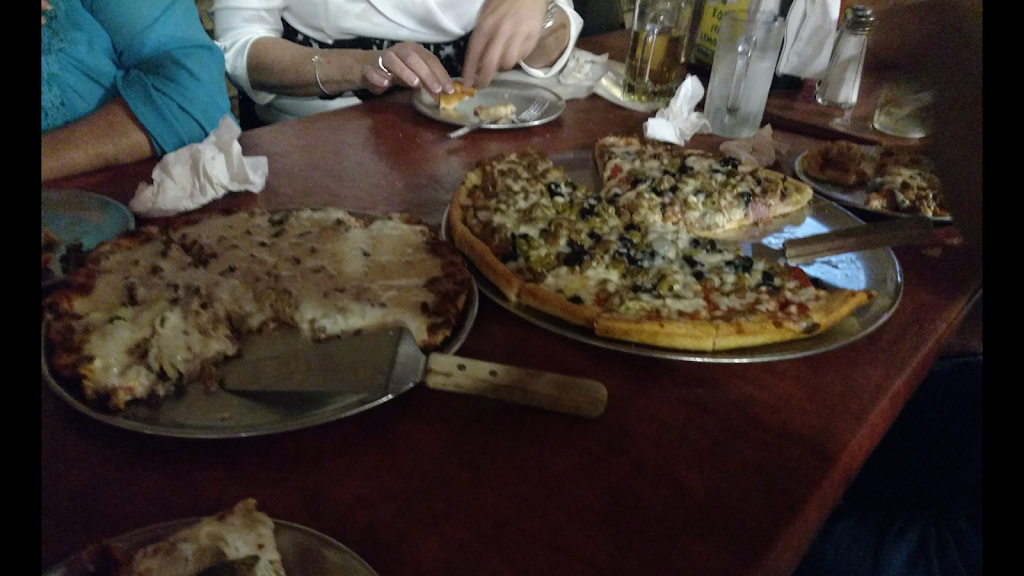 Paradise Pizza | meal delivery | 300 Center St, New Iberia, LA 70560, USA | 3373674466 OR +1 337-367-4466