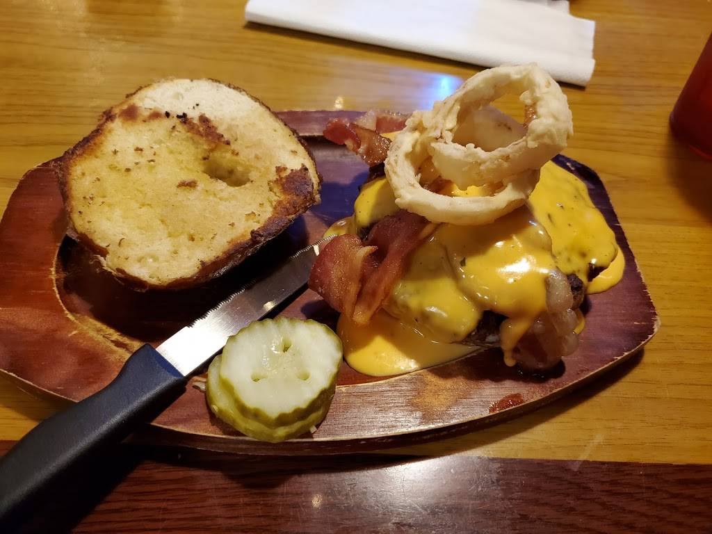 The Water Tower Grille | restaurant | 12 Legacy Way, Adairsville, GA 30103, USA | 6788007050 OR +1 678-800-7050