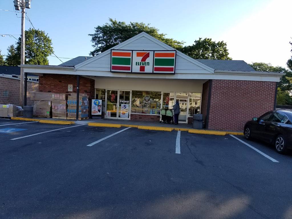 7-Eleven - Closed | 257 Reef Rd, Fairfield, CT 06824, USA