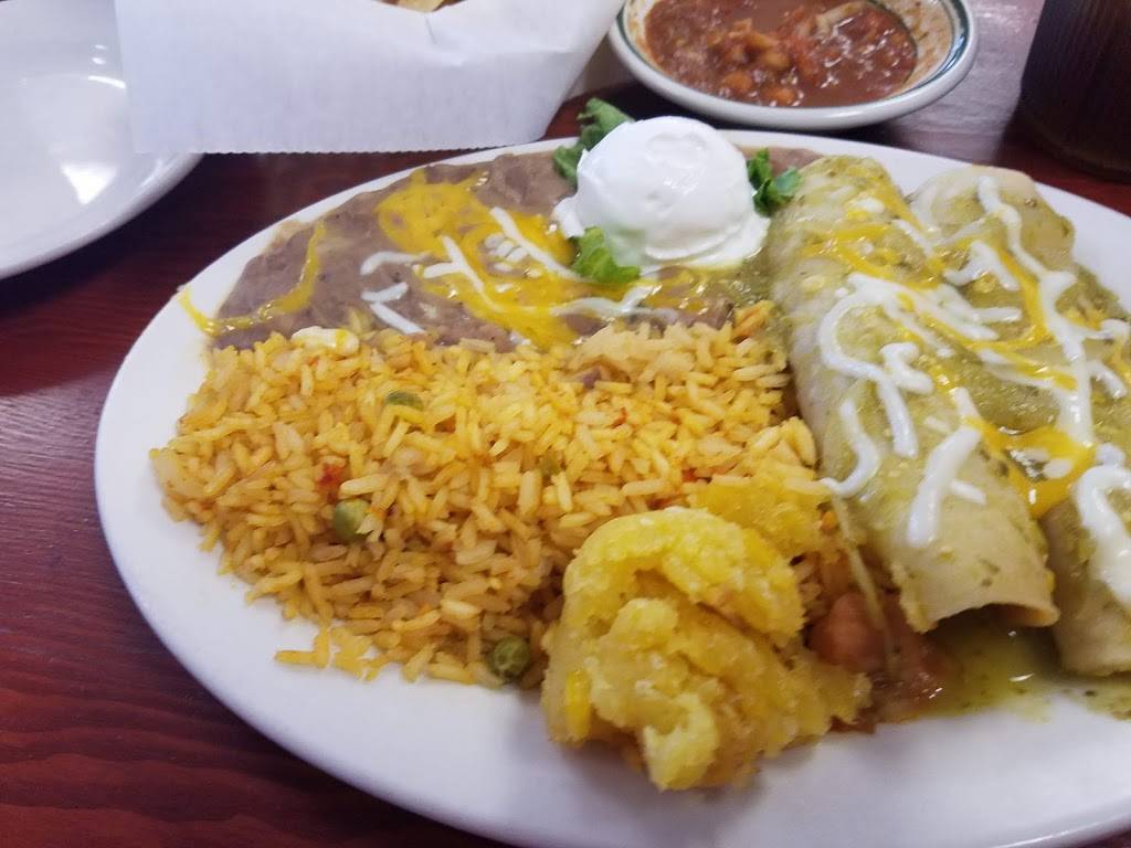 Luna de Noche Restaurant | restaurant | 4001 N University Ave, Carencro, LA 70520, USA | 3375650546 OR +1 337-565-0546