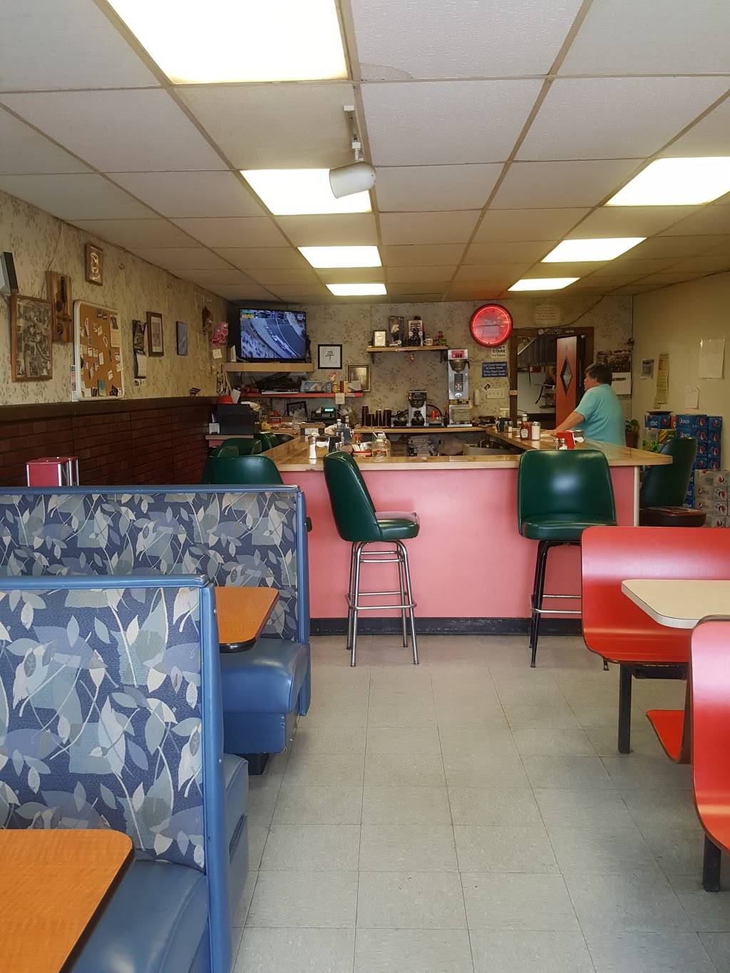 Bill's Restaurant 155 Ontario St, Cohoes, NY 12047, USA