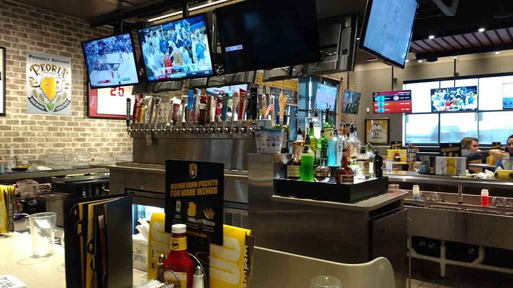 Buffalo Wild Wings | restaurant | 3333 Court St, Pekin, IL 61554, USA | 3092014159 OR +1 309-201-4159