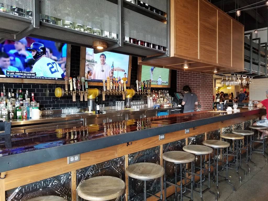 Blatt Beer & Table | restaurant | 10000 California St, Omaha, NE 68114, USA | 4029329993 OR +1 402-932-9993