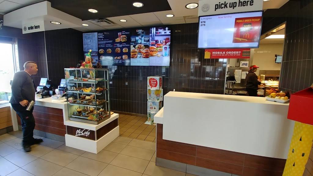 McDonald's | 110 Prescott Centre Dr, Prescott, ON K0E 1T0, Canada