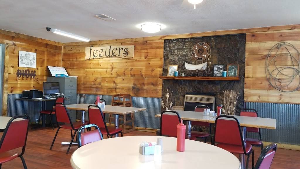Maverics Place | restaurant | 406 KY-79, McDaniels, KY 40152, USA | 2709024466 OR +1 270-902-4466