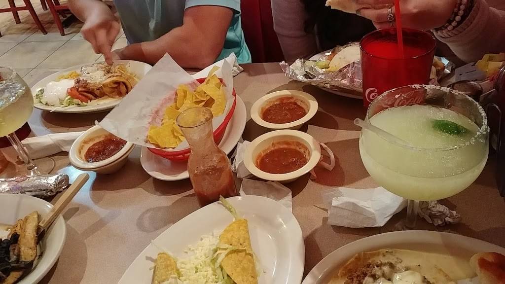 El Portal Restaurant | restaurant | 1200 US-190 BUS, Covington, LA 70433, USA | 9858675367 OR +1 985-867-5367