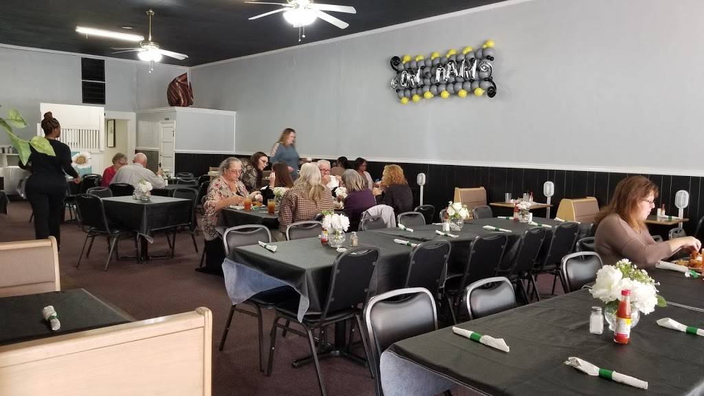 On Main Southern Eatery & Venue | restaurant | 139 S Main St, Warrenton, NC 27589, USA | 2528790059 OR +1 252-879-0059