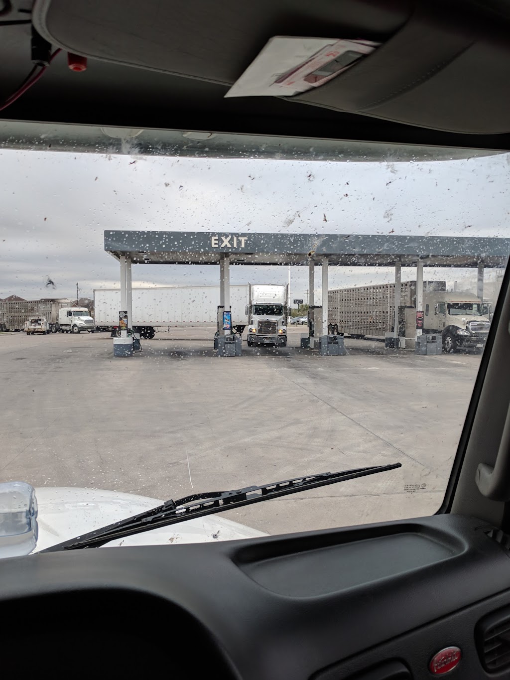 Shell | restaurant | 2700 S US Highway 77 Byp, Kingsville, TX 78363, USA | 3612219781 OR +1 361-221-9781