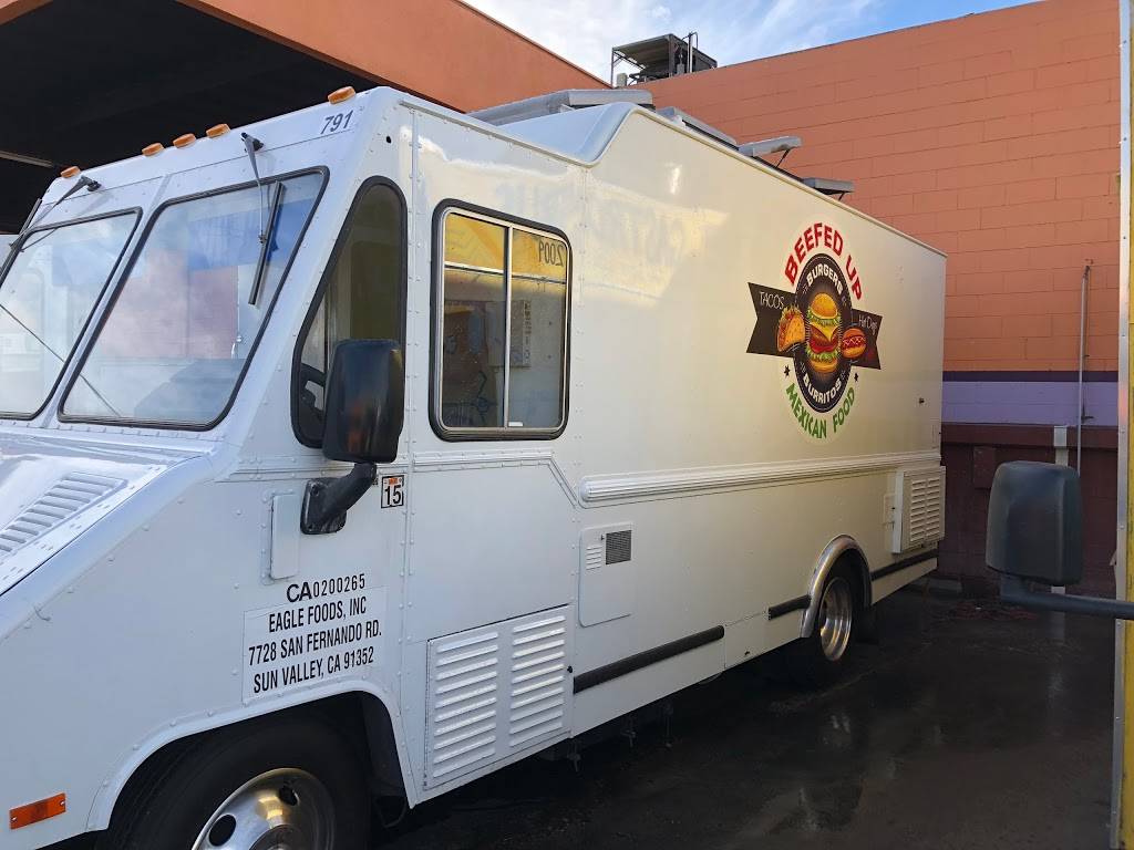 Beefed Up, Burgers and More | restaurant | Thom Powers, 31602 Castaic Rd, Castaic, CA 91384, USA | 8059075760 OR +1 805-907-5760