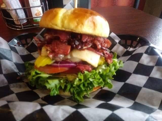 Time Out Sports Bar And Grill | restaurant | 160 W Tehachapi Blvd, Tehachapi, CA 93561, USA | 6617717529 OR +1 661-771-7529