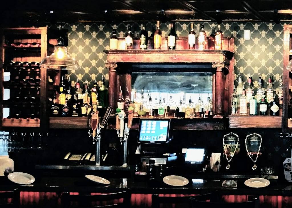 Half Shell Oyster House | restaurant | 109 Old Camp Rd #114, Lafayette, LA 70508, USA | 3374841120 OR +1 337-484-1120