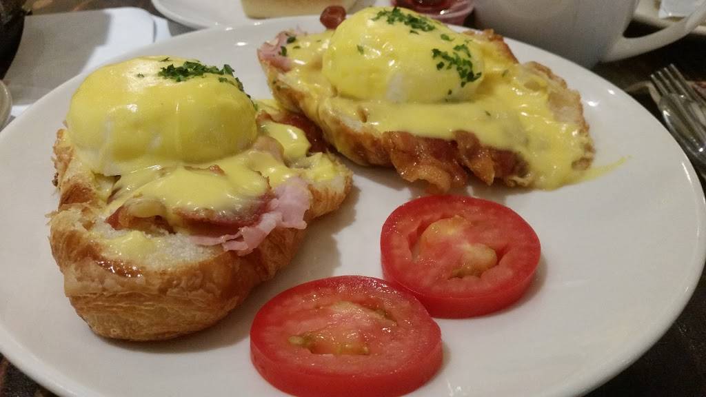la Madeleine French Bakery & Café Tysons Corner | cafe | 7960 Tysons Corner Center, McLean, VA 22102, USA | 7039621264 OR +1 703-962-1264