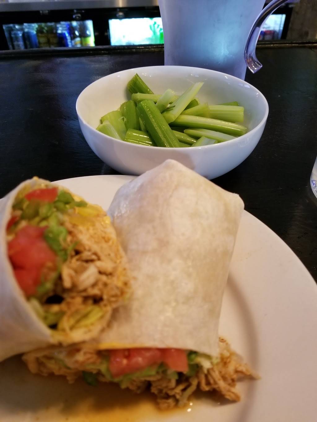 Broken Wing Pizzeria and Grille | restaurant | 313 Main St, Olean, NY 14760, USA | 7163735600 OR +1 716-373-5600