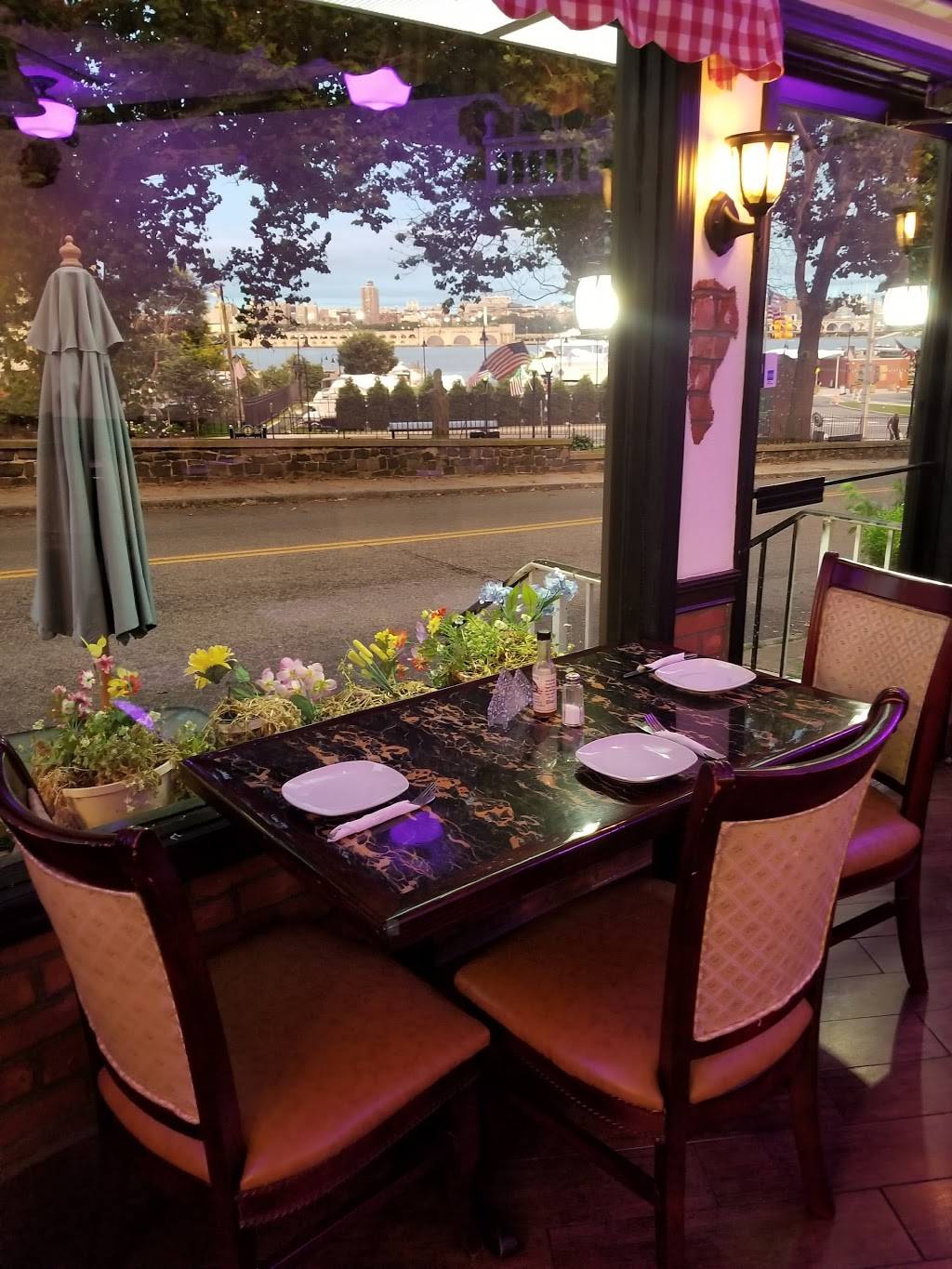 Tabouli Lebanese Restaurant | restaurant | 19 NJ-5, Edgewater, NJ 07020, USA | 2018409300 OR +1 201-840-9300