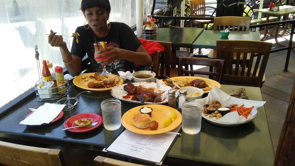 Johnny Rebs True South Bellflower | meal delivery | 16639 Bellflower Blvd, Bellflower, CA 90706, USA | 5628666455 OR +1 562-866-6455