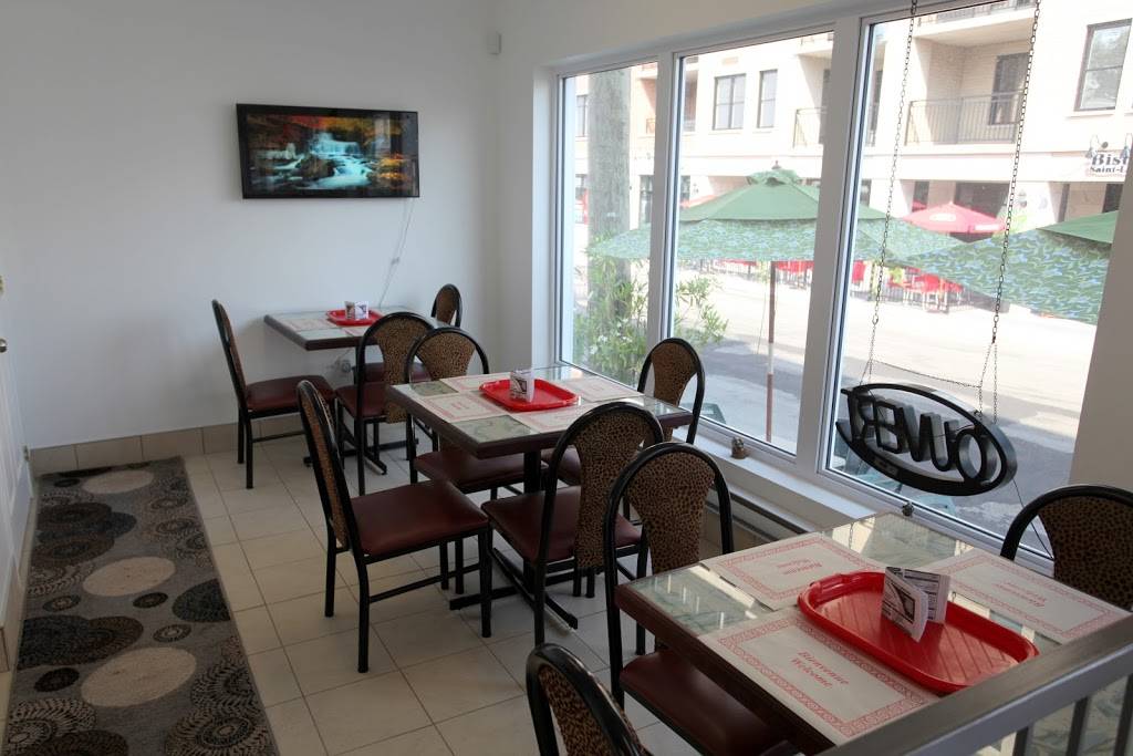 Restaurant Au coin chinois | restaurant | 5681 Rue Saint-Louis, Lévis, QC G6V 4E5, Canada | 4188337106 OR +1 418-833-7106