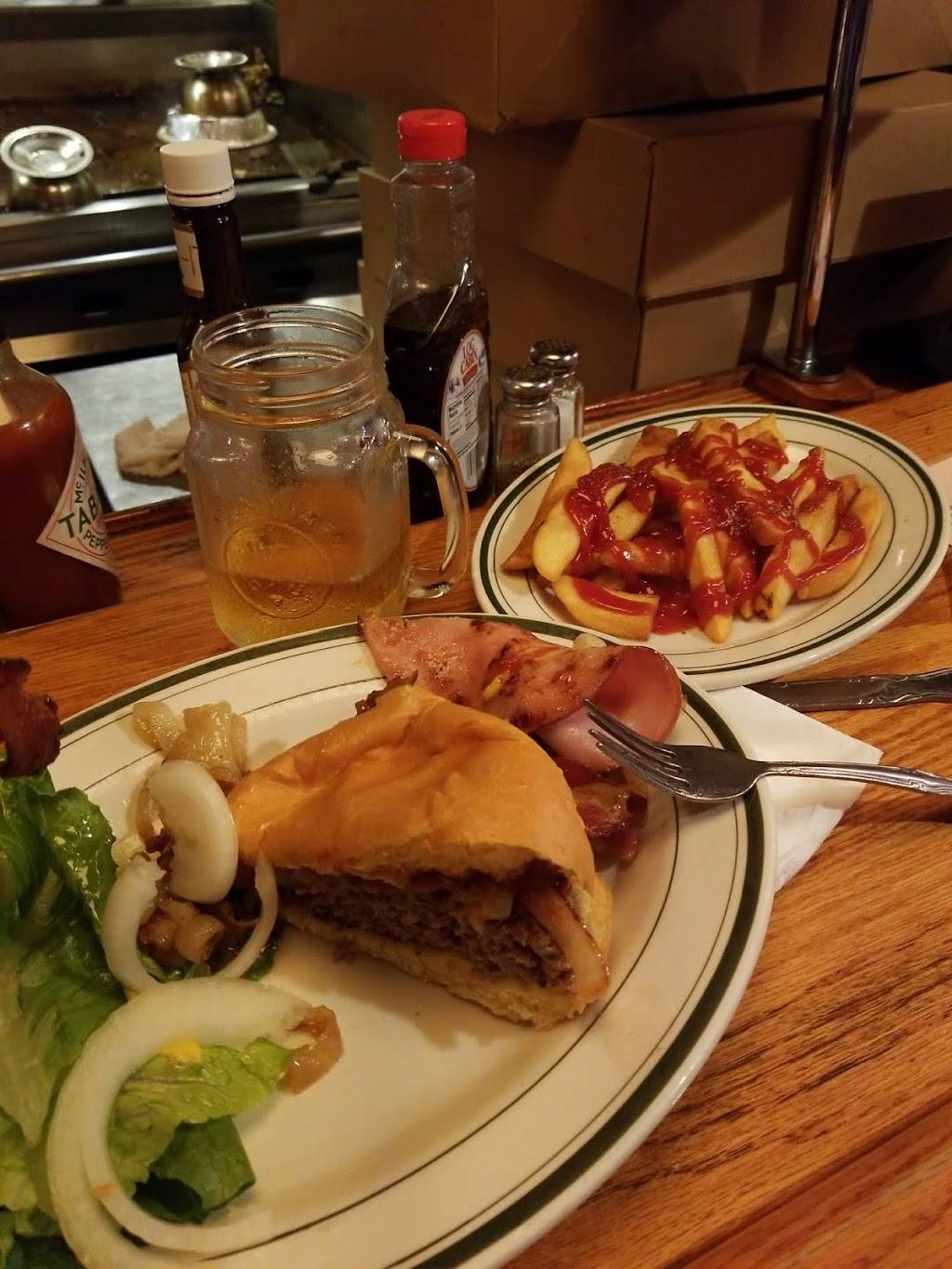 Jackson Hole | meal takeaway | 232 E 64th St A, New York, NY 10021, USA | 2123717187 OR +1 212-371-7187