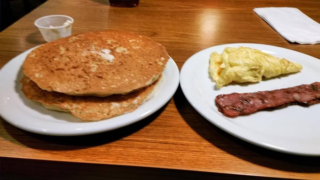 Dennys | restaurant | 7245 Market St, Wilmington, NC 28411, USA | 9103197866 OR +1 910-319-7866