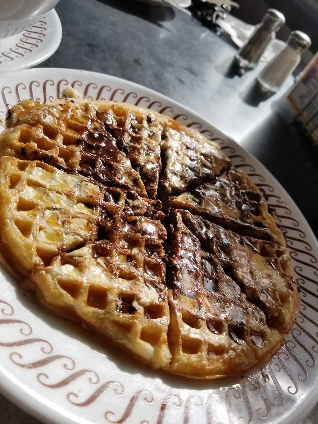 Waffle House | meal takeaway | 611 Lillington Hwy, Spring Lake, NC 28390, USA | 9104362334 OR +1 910-436-2334