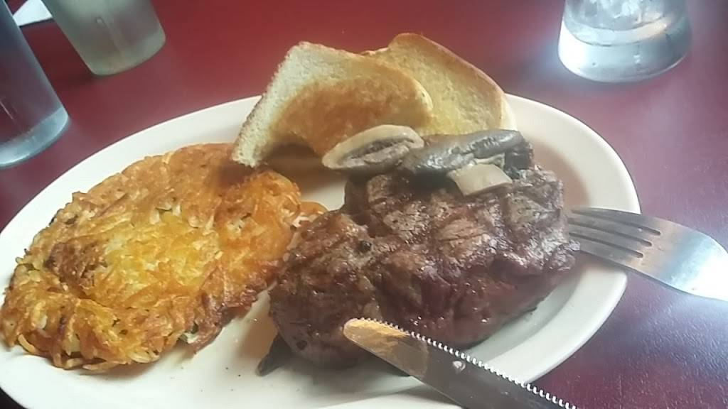 Tappas Steak House | restaurant | 1620 Rockingham Rd, Davenport, IA 52802, USA | 5633228428 OR +1 563-322-8428