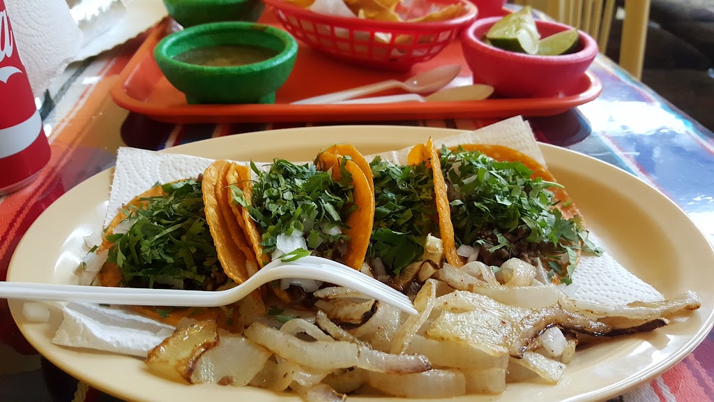Taco Mais | restaurant | 820 Clark Blvd, Laredo, TX 78040, USA | 9567288226 OR +1 956-728-8226