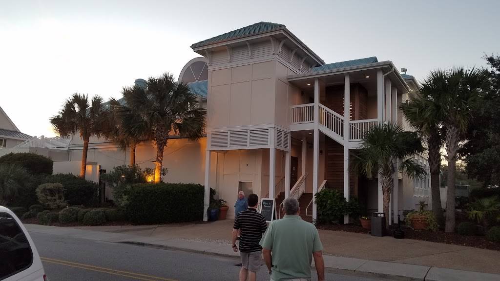 Bluewater Grill | restaurant | 4 Marina St, Wrightsville Beach, NC 28480, USA | 9102568500 OR +1 910-256-8500