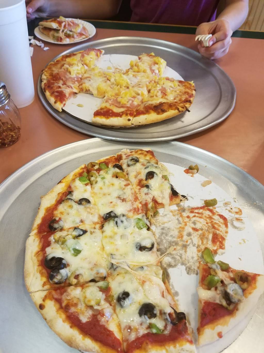 Papa Tronnios Pizza | restaurant | 124 S Washington St, Lake City, MN 55041, USA | 6513453540 OR +1 651-345-3540