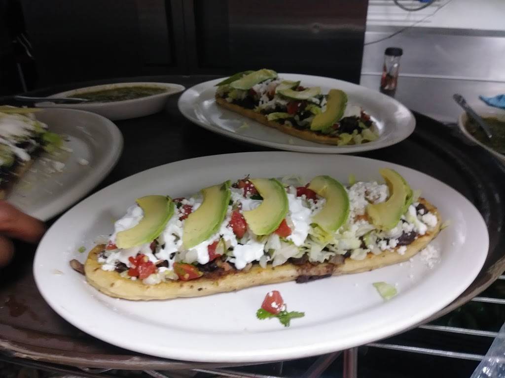 Mexican Food La Ranchera | restaurant | 103 E King St, Sherman, TX 75090, USA | 9038196760 OR +1 903-819-6760