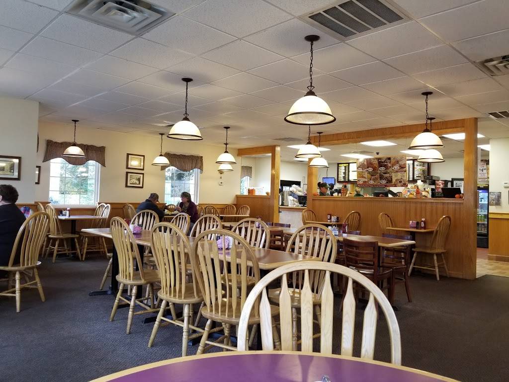 Tudors Biscuit World | restaurant | 1952 2nd St, Mason, WV 25260, USA | 3047736120 OR +1 304-773-6120