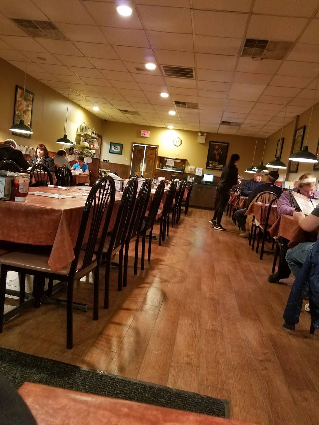 Angelos Pizza | meal takeaway | 2 NJ-73 #2, Berlin, NJ 08009, USA | 8567687222 OR +1 856-768-7222