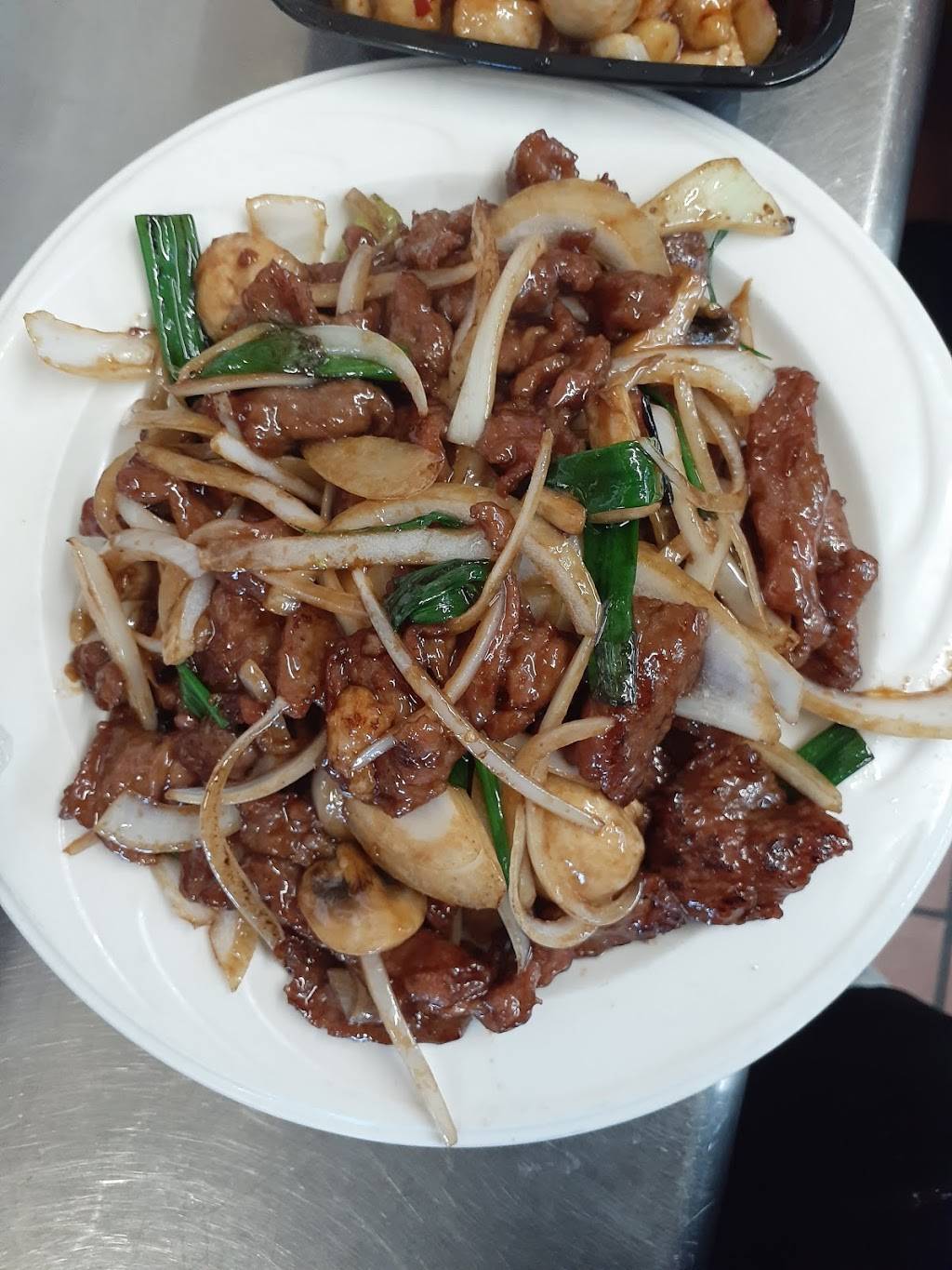 Red Ginger China Bistro | restaurant | 1185 Magnolia Ave #G.H.J, Corona, CA 92879, USA | 9517372878 OR +1 951-737-2878