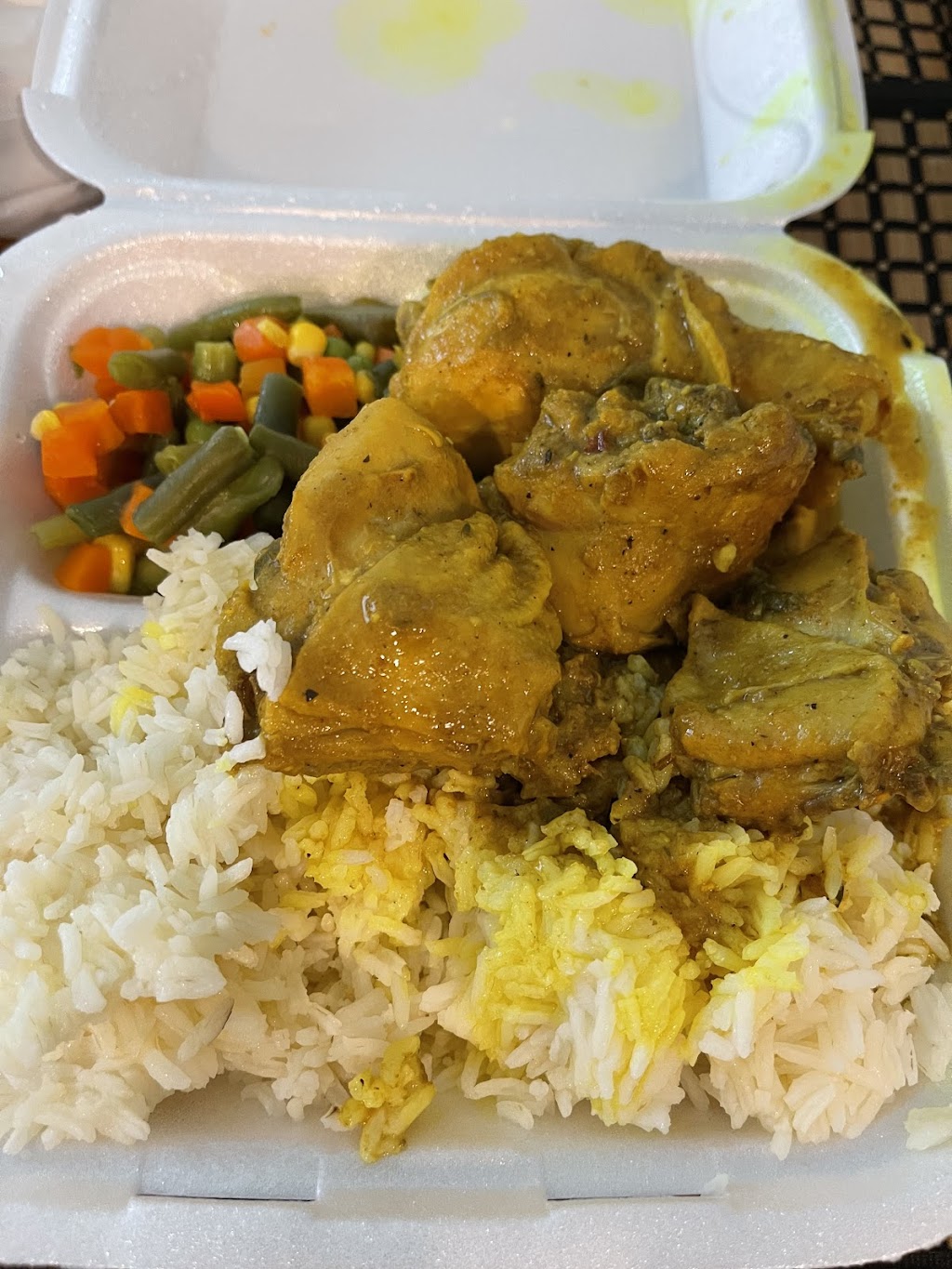 UPTOP JAMAICAN RESTAURANT & LOUNGE 18707 SW 107th Ave, Cutler Bay, FL